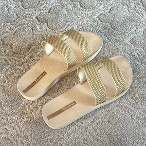 Ipanema Women's Gold Braided Double-Strap Slide Sandals